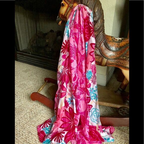 2 beautiful long scarfs - Picture 1 of 1